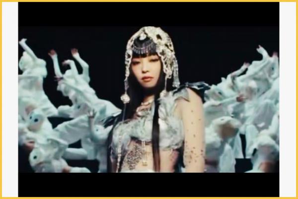 JENNIE singing “ZEN” in lyric video img 0