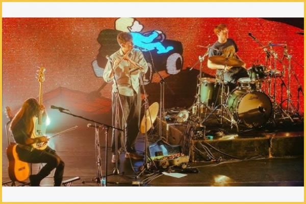 For the Cold Country by Black Country, New Road - song words, lyric img 0